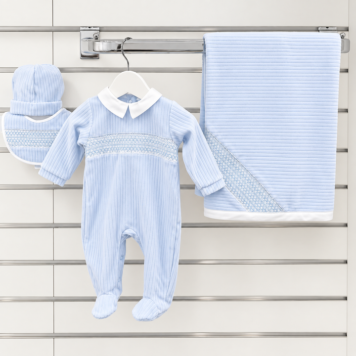 DEOLINDA BABY BOYS SMOCKED BABYGROW BLANKET HAT & BIB 4 PIECE SET  HDB126106
