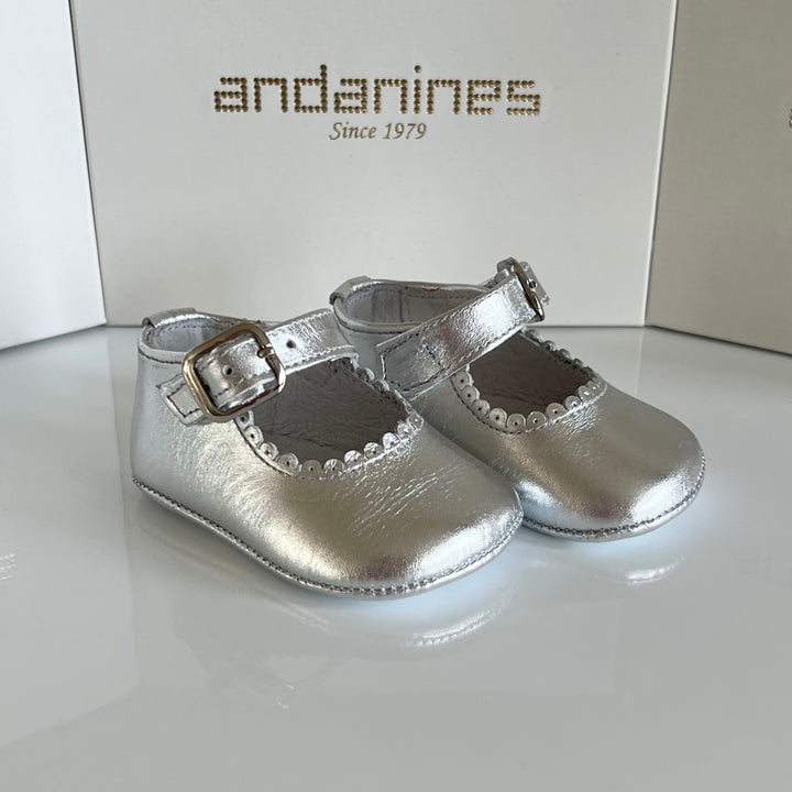 Andanines Baby Girls Silver Leather Pram Shoes 172901S