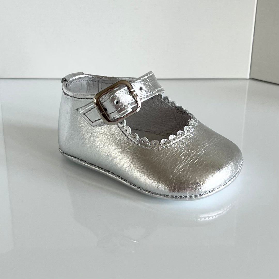 Andanines Baby Girls Silver Leather Pram Shoes 172901S